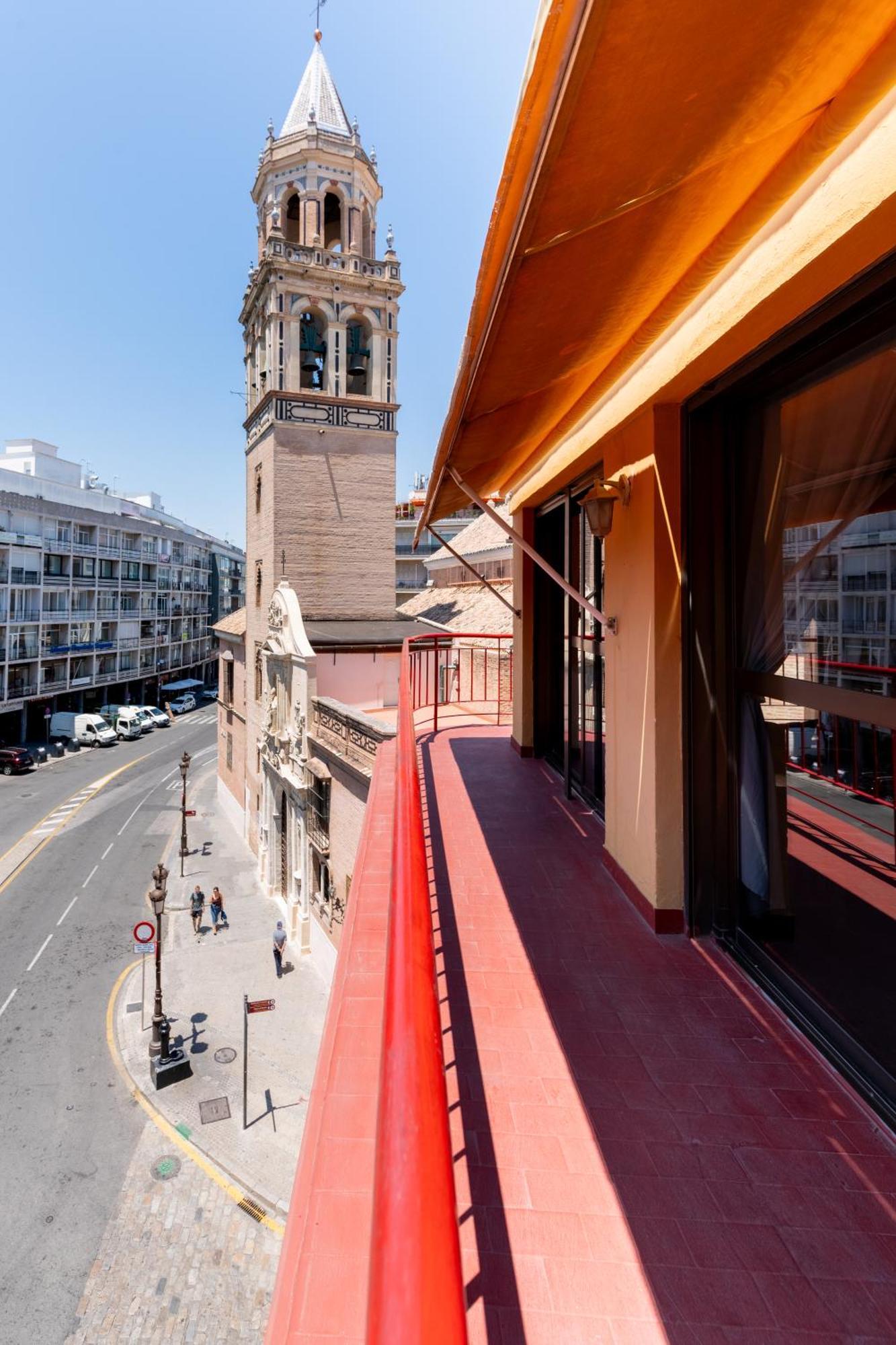 Penthouse!!! Center Of Seville!!! 2 Bedroom + 2 Bath!!! Luaran gambar