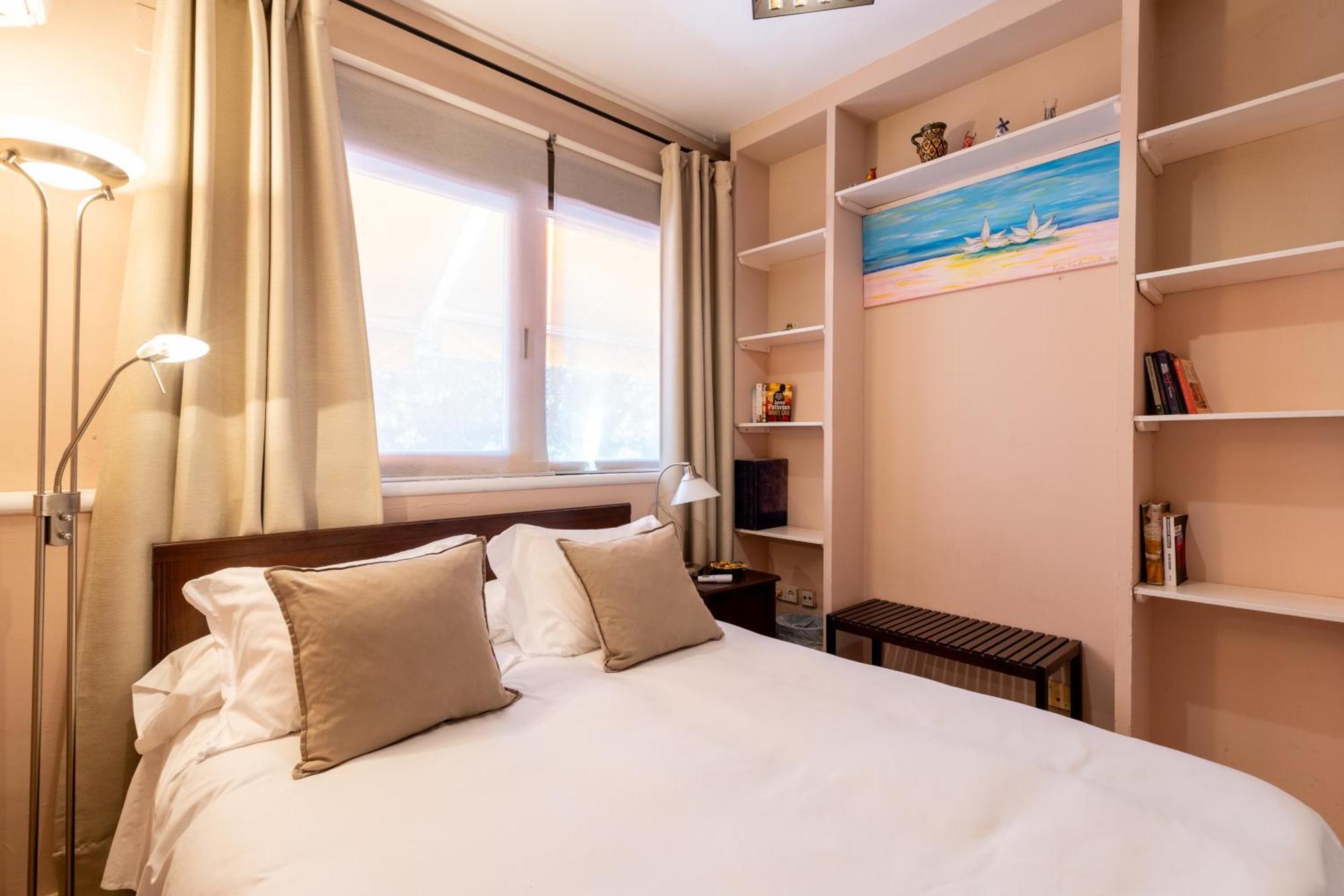 Penthouse!!! Center Of Seville!!! 2 Bedroom + 2 Bath!!! Luaran gambar