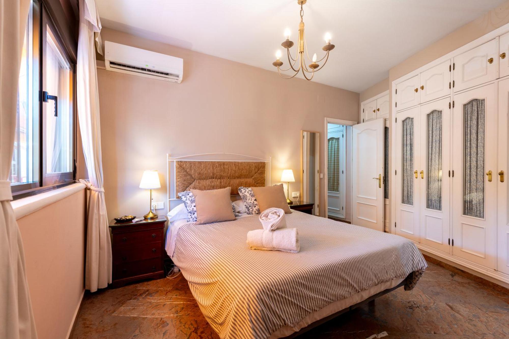 Penthouse!!! Center Of Seville!!! 2 Bedroom + 2 Bath!!! Luaran gambar